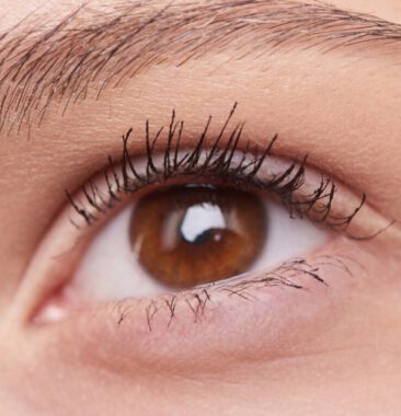 Is a combined upper eyelid lift and lower eyelid lift possible without problems?